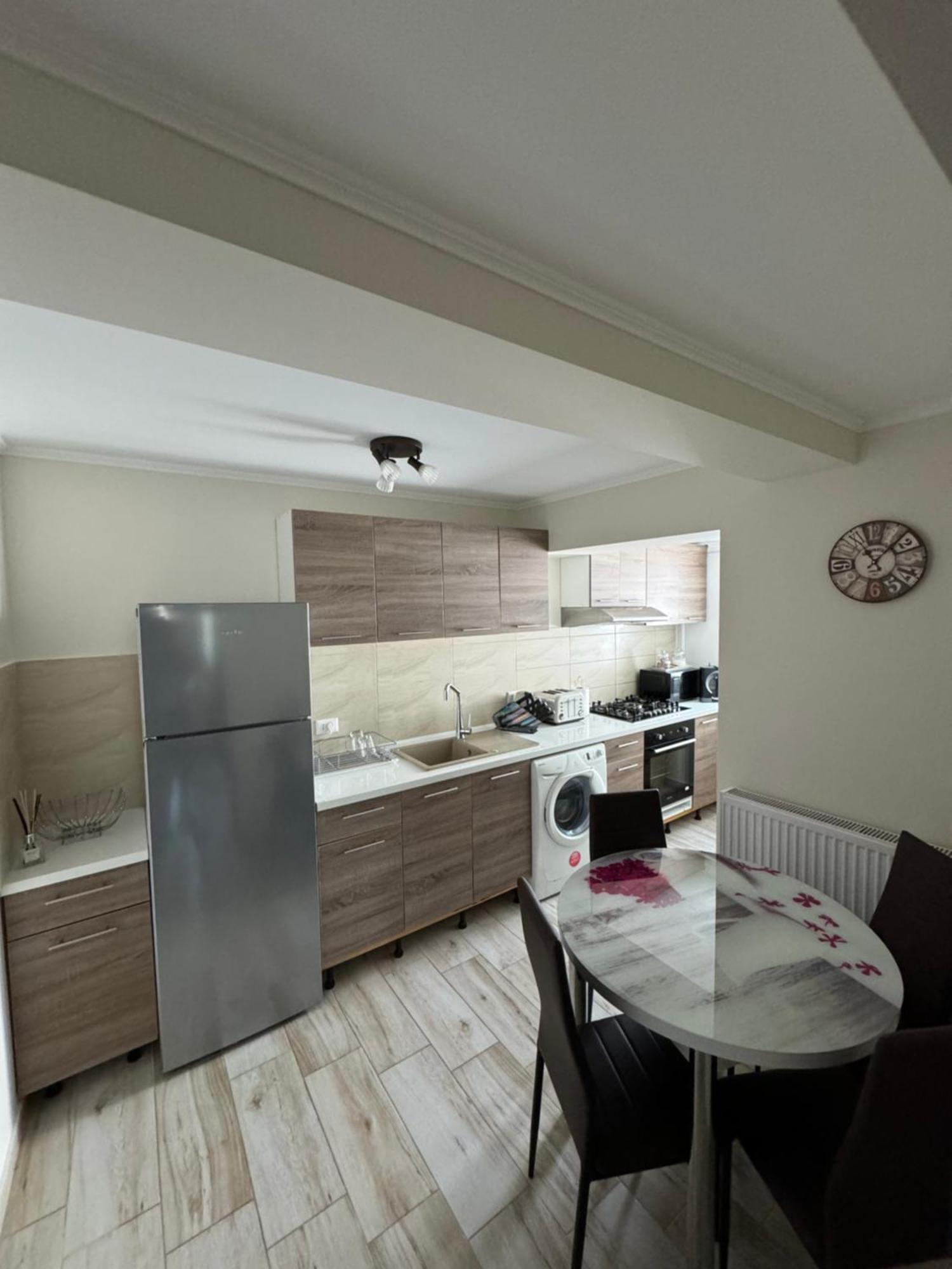 Apartament Cosmin Calimanesti Exterior photo